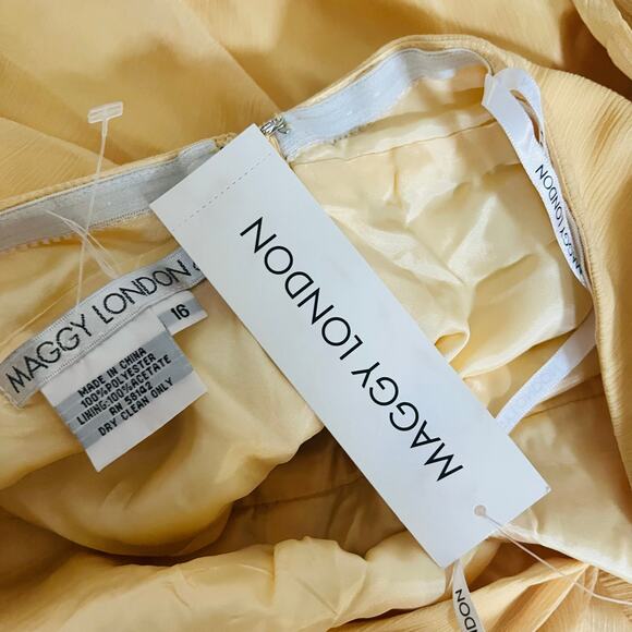 Maggy London Halter Neck Dress Size 16 NWT Yellow - Picture 4 of 7